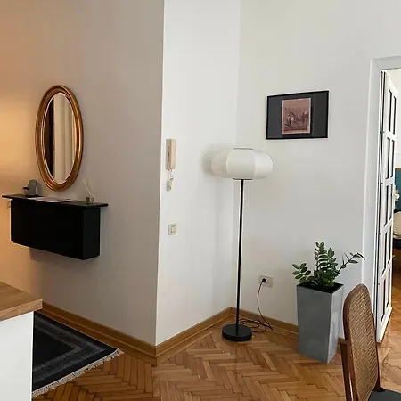 Lux In Belgrade, Centre Belgrado